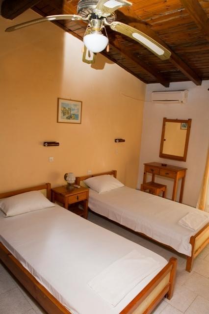 Dina'S Rooms Месонги Номер фото