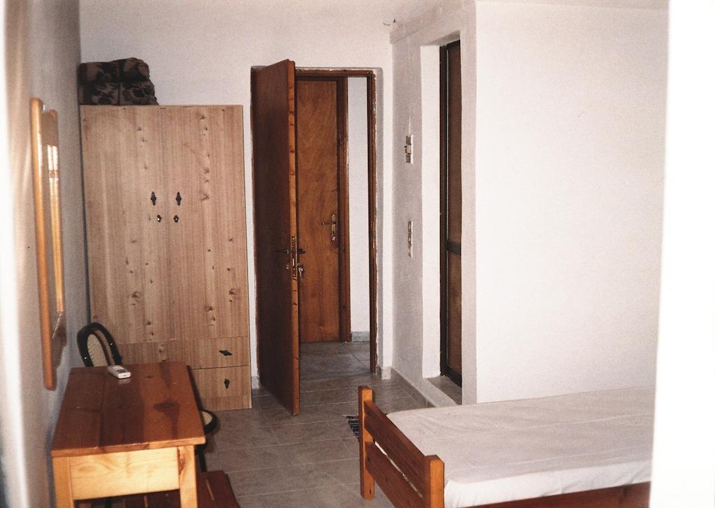 Dina'S Rooms Месонги Номер фото